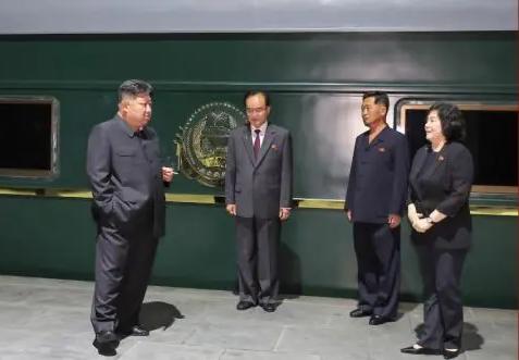金正恩抵达北京：“很高兴时隔６年再次访华”